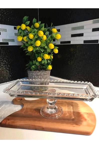 Yenigeldi 30*13 Cm Ayaklı Boncuklu Dikdörtgen Sunumluk Çikolata Kurabiye Pasta Standı