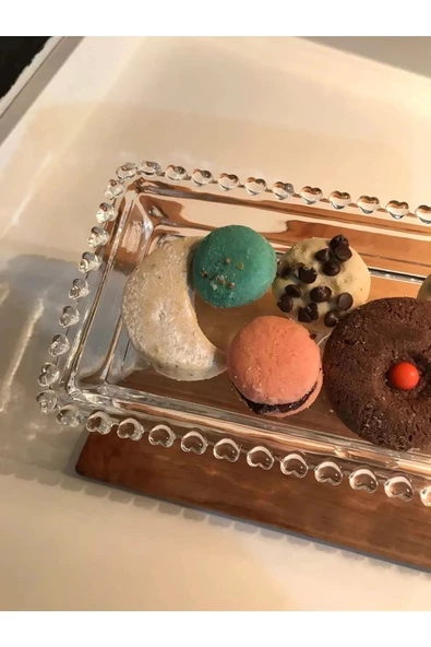 Yenigeldi 30*13 Cm Ayaklı Boncuklu Dikdörtgen Sunumluk Çikolata Kurabiye Pasta Standı - 2