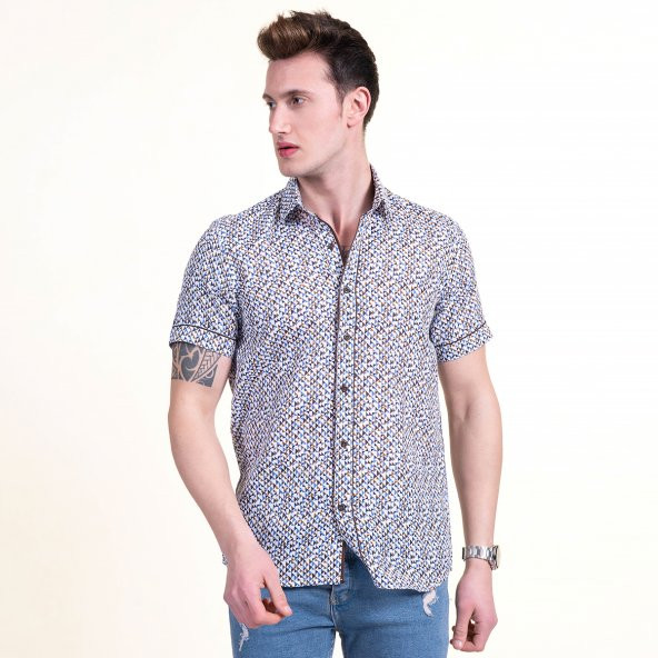 Beyaz üzerine Kahve Mavi Üçgen Desen Slim Fit Kısa Kollu Gömlek
