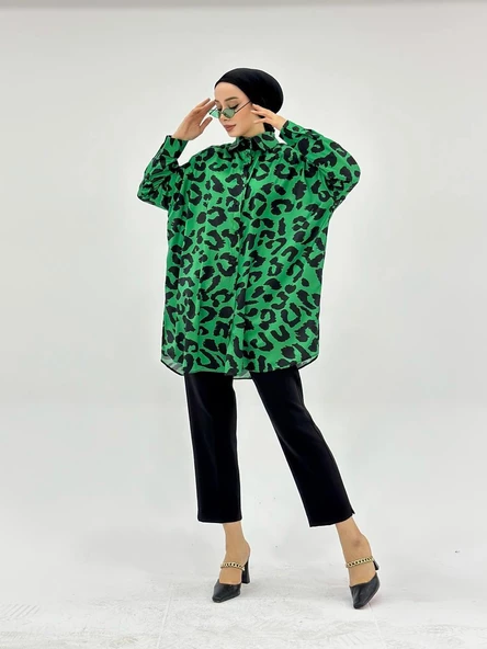 VıoShıne Kadın Leopar Desenli Oversize Saten Gömlek - 2