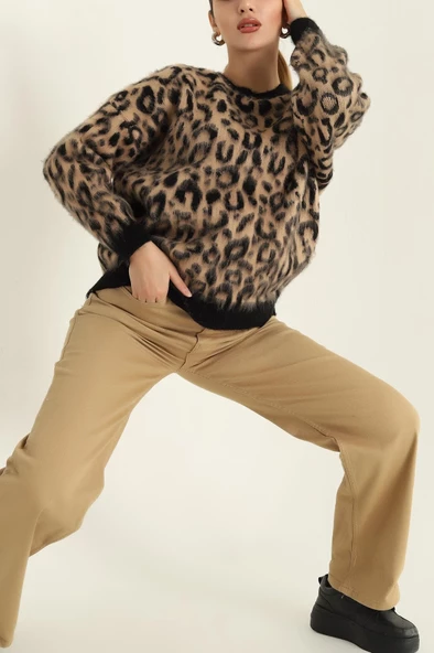 VıoShıne Kadın Leopar Desenli Sakallı Triko Kazak - 2