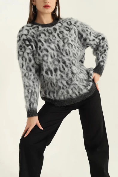 VıoShıne Kadın Leopar Desenli Sakallı Triko Kazak - 5