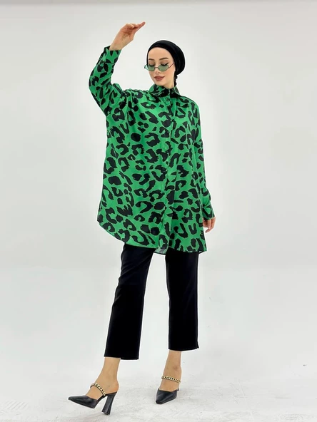 VıoShıne Kadın Leopar Desenli Oversize Saten Gömlek - 3