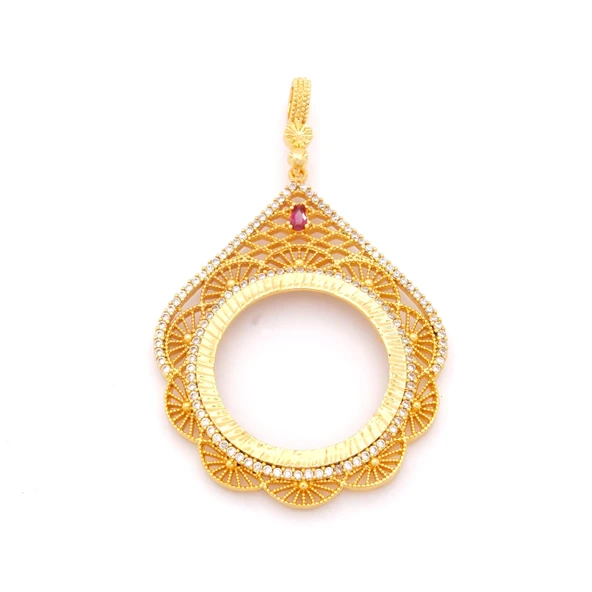 Tam Altın Çerçeveli Kolye​ Ucu Altın Kaplama İşlemeli TGR-595 ürün görseli 1