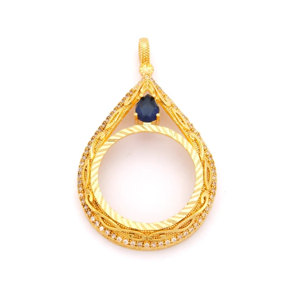 Tam Altın Çerçeveli Kolye​ Ucu Altın Kaplama Desenli TGR-596 ürün görseli