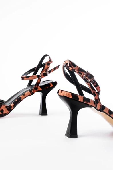 Leopar Günlük 7 cm Topuklu Bayan Ayakkabı - Resim 5