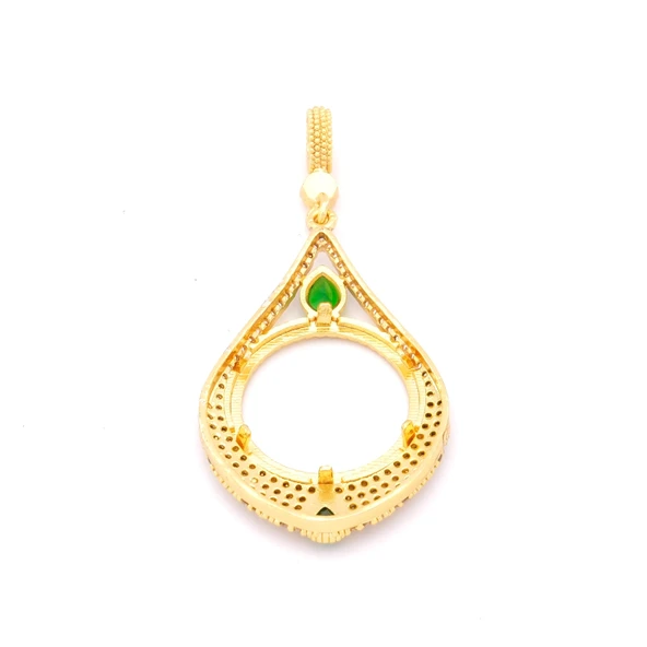 Yarım Altın Çerçeveli Kolye Ucu Altın Kaplama İşlemeli TGR-649 - Resim 5