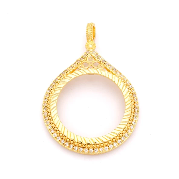 Tam Altın Çerçeveli Kolye​ Ucu Altın Kaplama İşlemeli TGR-603 ürün görseli