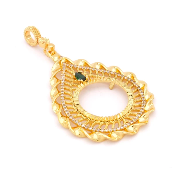 Yarım Altın Çerçeveli Kolye Ucu Altın Kaplama İşlemeli TGR-647 - Resim 3