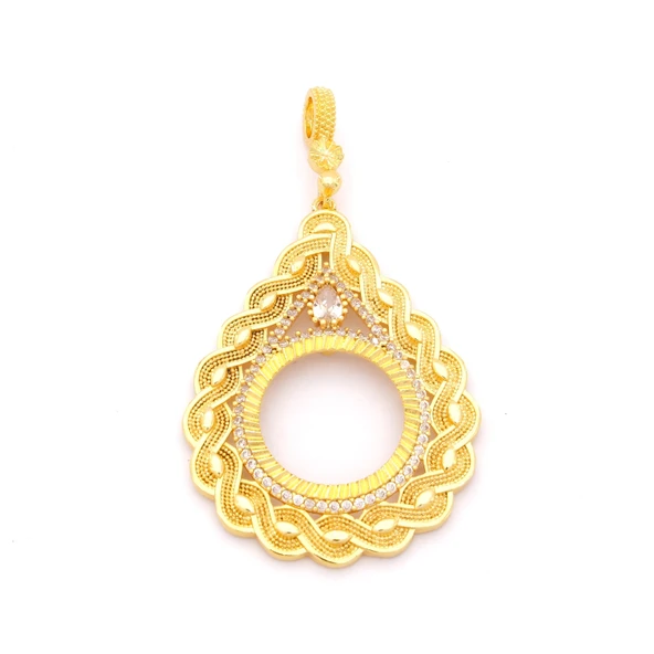 Çeyrek Altın Çerçeveli Kolye Ucu Altın Kaplama İşlemeli TGR-628 ürün görseli