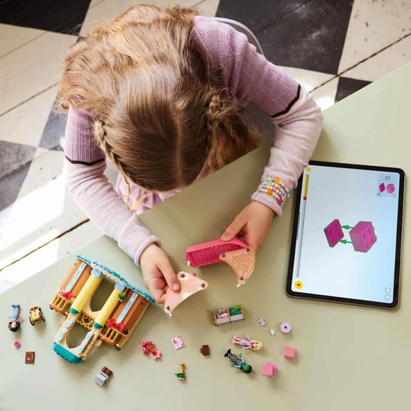 LEGO Wicked Glinda, Elphaba ve Nessarose, Shiz Üniversitesi’nde 75681 - 8