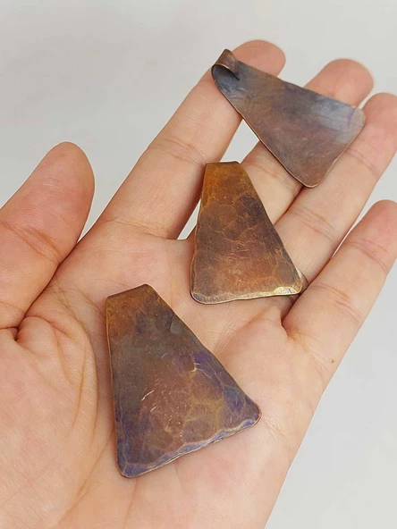 Otantik El Yapımı Üçgen Bakır Kolye Ucu - 4