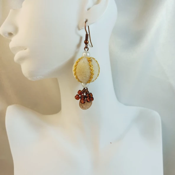 Krem- Kahverengi Bohem Tarz El Yapımı Sallantılı Küpe - 4