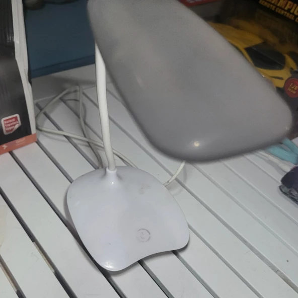 Usb uc kademeli dokunmatik masa lambası ikinci el - 3