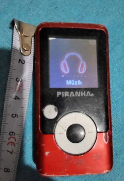 Mp3 mp4 çalar kulaklik sarj kablosu dahil ikinci el