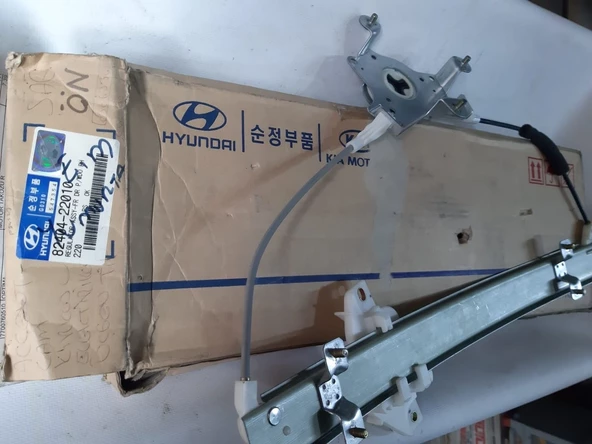 Hyundai Accent 1994-1999 Yumurta Kasa Ön kapı Cam Krikosu Sağ elektrikli ve motor hariç yolcu tarafı Orjinal Marka Orjinal Parça 82404-22010 Üçgen Göbek lidir motor bağlanma yeri - 7