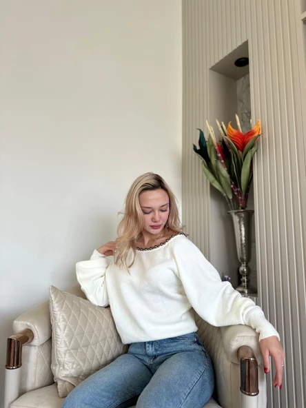 Kadın Kayık Yaka Boncuk Detaylı Kazak Ekru - Resim 3