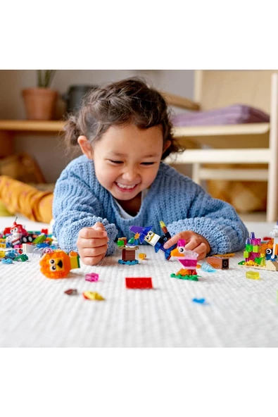 LEGO Classic Yaratıcı Şeffaf Yapım Parçaları 11013 - Çocuklar İçin Yaratıcı Yapım Seti (500 Parça) - 4