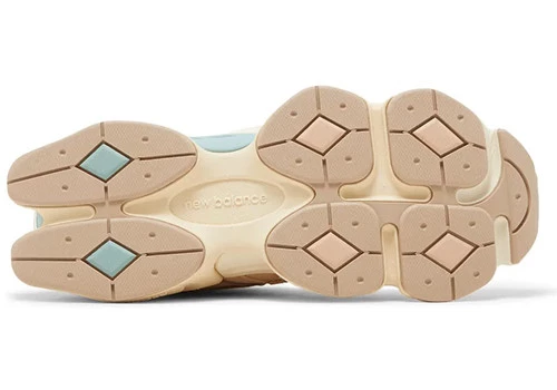 New Balance 9060 Ivory Cream - 5