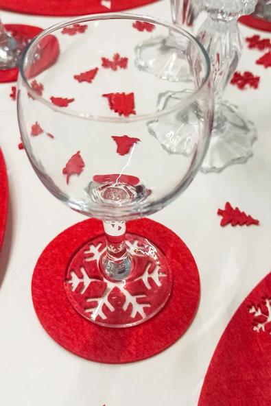 Kuzeylina Kırmızı Kar Tanesi Desenli Bardak Altlığı Seti – 6 Adet Yılbaşı, 3mm Keçe - 2