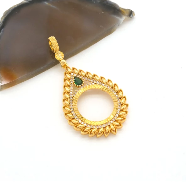 Çeyrek Altın Çerçeveli Kolye Ucu Altın Kaplama TGR-656 - Resim 4