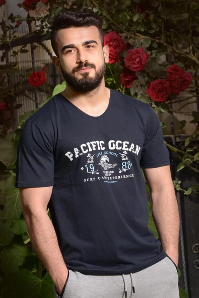 Erkek Siyah Slim Fit Pacific Ocean Yazılı Kısa Kollu V Yaka Tişört 21ETSHPSCF