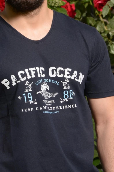 Erkek Siyah Slim Fit Pacific Ocean Yazılı Kısa Kollu V Yaka Tişört 21ETSHPSCF - 3