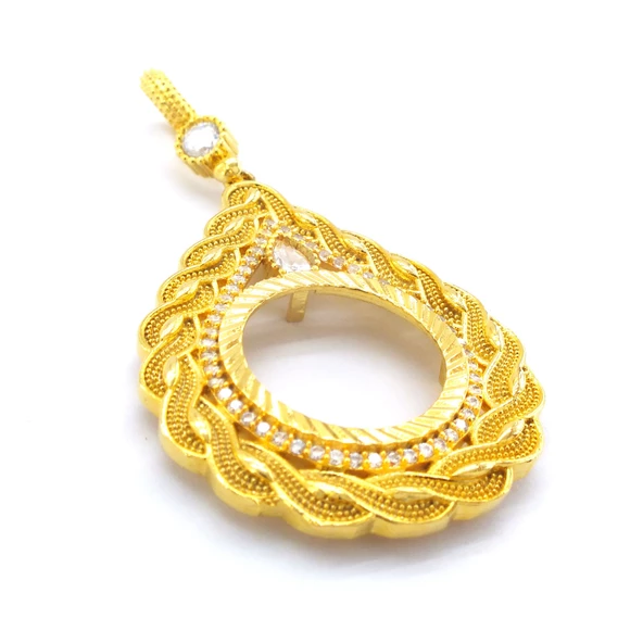 BZ Altın Kaplama Beyaz Taşlı Örgü Çeyrek Çerçeve Kadın Kolye Ucu - 4