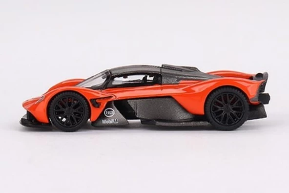 Mini GT 678 Aston Martin Valkyrie Maximum Orange LHD Model Araba