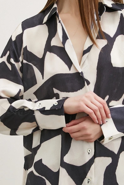 V Yaka Taş Desen Gömlek Siyah - Resim 3