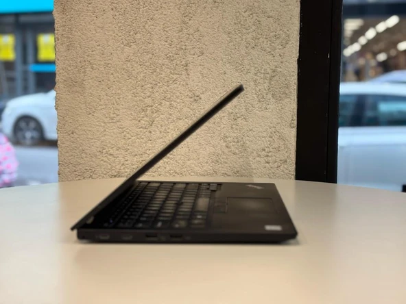 Lenovo Notebook L380 i5 8350U 8Gb 256Gb M2 13.3" Fhd Ips Dokunmatik Wın10 (C Laptop) 2.EL 3Ay Garant - Resim 2