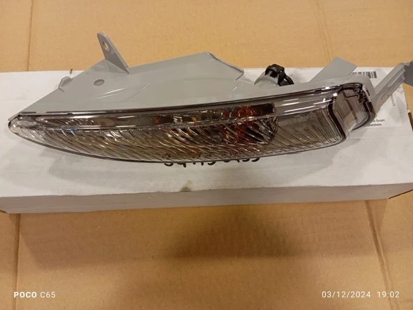 Opel Astra J Sinyal Lambası Sağ 13367143 - 3