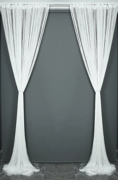 İP ZİNCİR KIRIK BEYAZ RENK EN 100 CM BOY 280 CM HAZIR DÜĞMELERİ DİKİLMİŞ İP PERDE ürün görseli