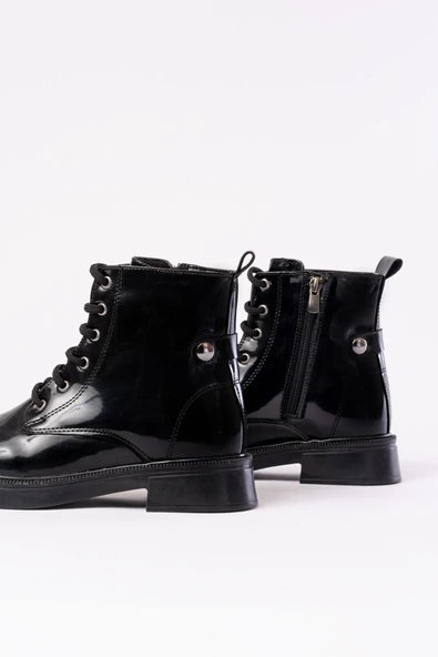 02-2003 Siyah Rugan Bağcıklı Fermuarlı Günlük Kadın Bot - Resim 5