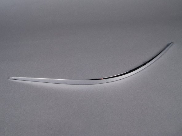 MERCEDES W211 TAMPON NİKELAJI SAĞ YENİ MODEL 2118852421