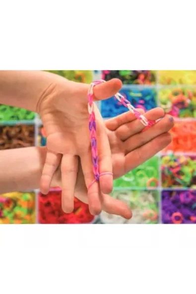 Renklerin Dansı: Kendi Bilekliğini Tasarla! Cool Loom Elephant Box - 3