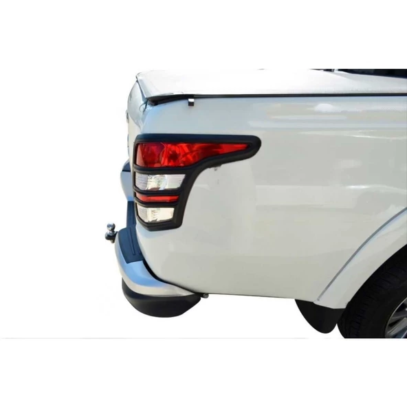 Mitsubishi L200 2015-2019 Far Stop Çerçeve Kaplama Siyah - 1