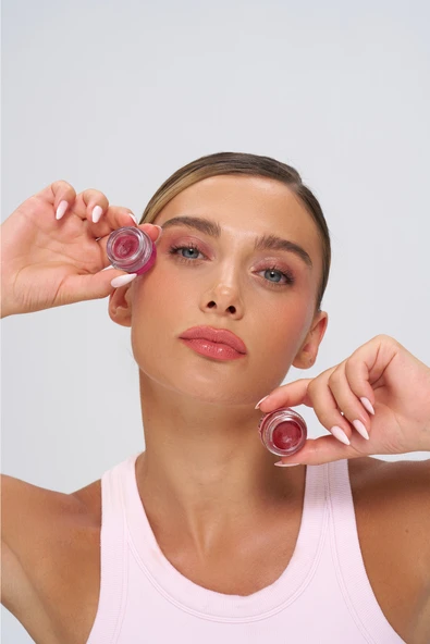 Kuatra Calendula Glow Doğal İçerikli Nemlendirici - Antioksidan Işıltı Veren Balm (Highlighter-Göz Farı-Allık-Ruj) 7ml - 9