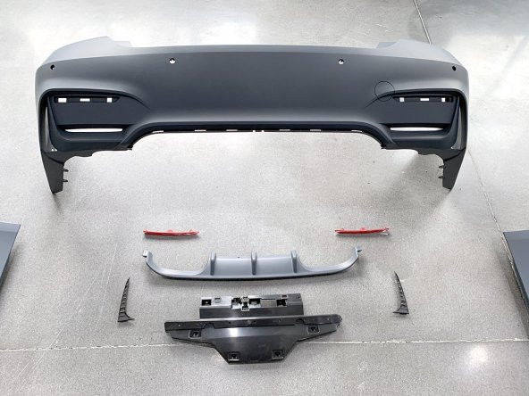 BMW 4 SERİSİ F32 F82 M4 BODY KİT TAYVAN 2013-2019 - 9