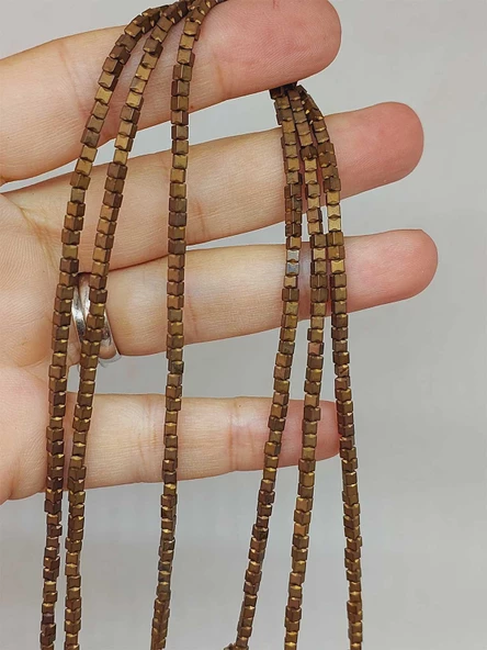 Hematit Taşı Küp Şekilli 2mm Dizi (54628) ürün görseli