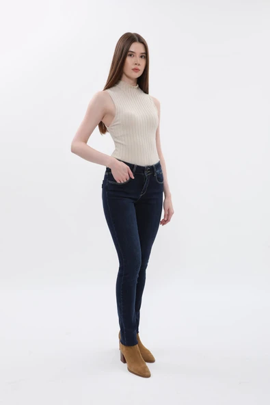 Kadın Çift Düğmeli Düz Jean Pantolon - Resim 2