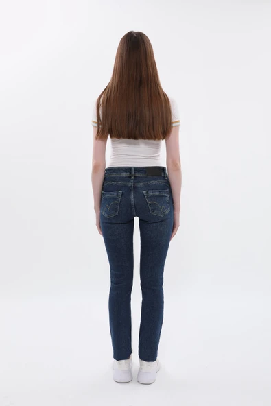 Kadın Çift Düğmeli Dar Jean Pantolon - Resim 7