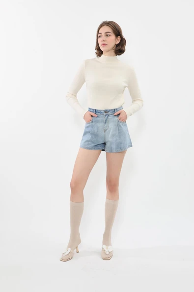 Kadın %100 Pamuk Açık Mavi Mini Jean Şort - 2