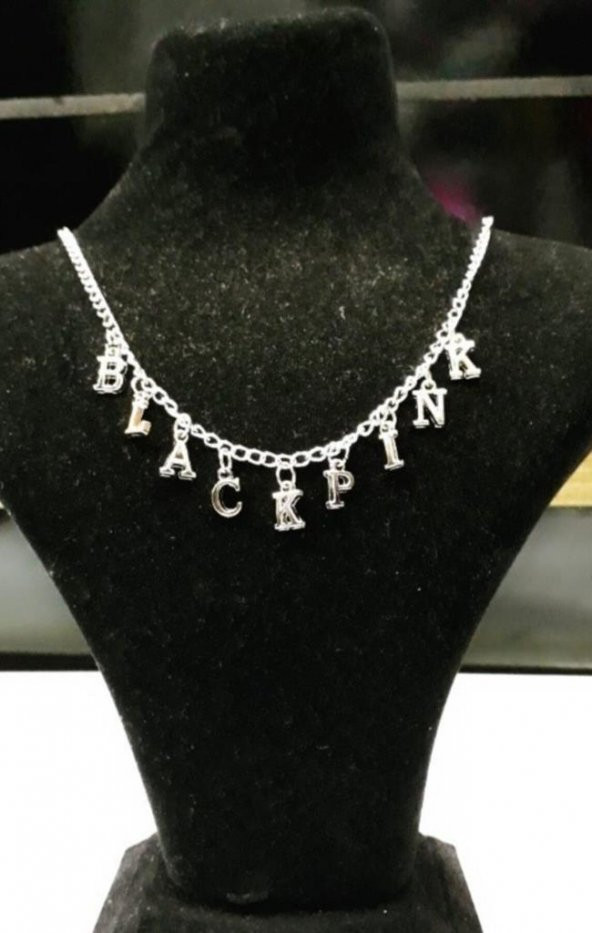 Gri Blackpink Yazılı Harfli 45 cm Zincirli Hediyelik Bayan Kolye