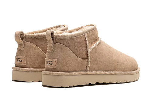 UGG Women's Classic Ultra Mini - 4