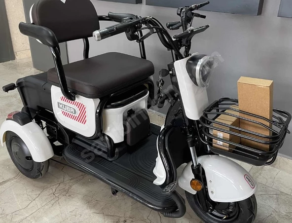 Kuba Grape 15 Elektrikli Üç Tekerlekli Scooter Beyaz - 2