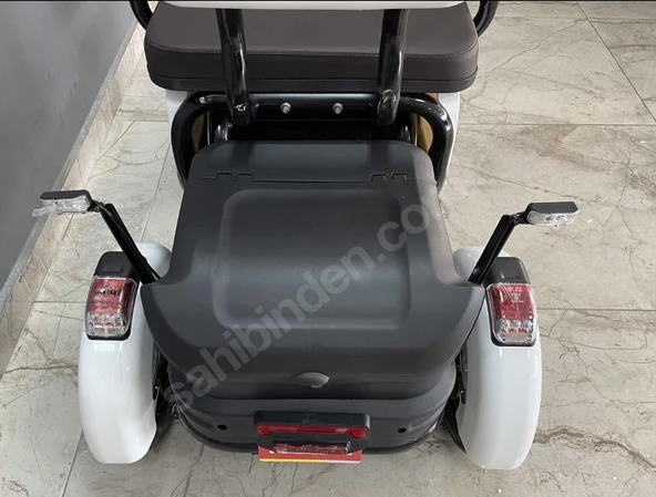 Kuba Grape 15 Elektrikli Üç Tekerlekli Scooter Beyaz - 4