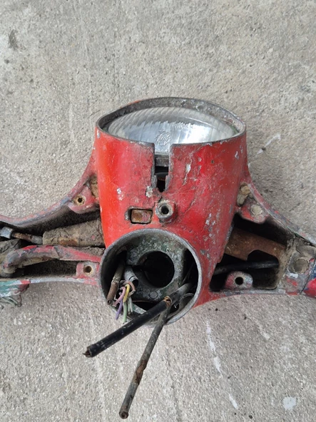 Piaggio Vespa Bajaj Priya Direksiyon Çıkma Parça (Eksikli) - 8