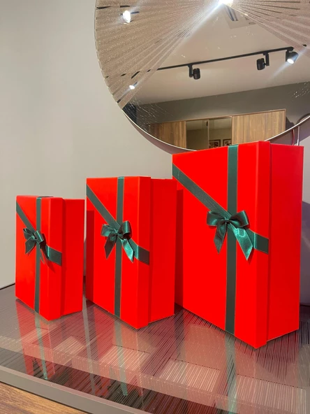 Kolix 3'lü Yılbaşı Dekoratif Yeşil Fiyonklu Hediye Kutusu Kırmızı 35x25x13 Cm Büyük Boy - 3