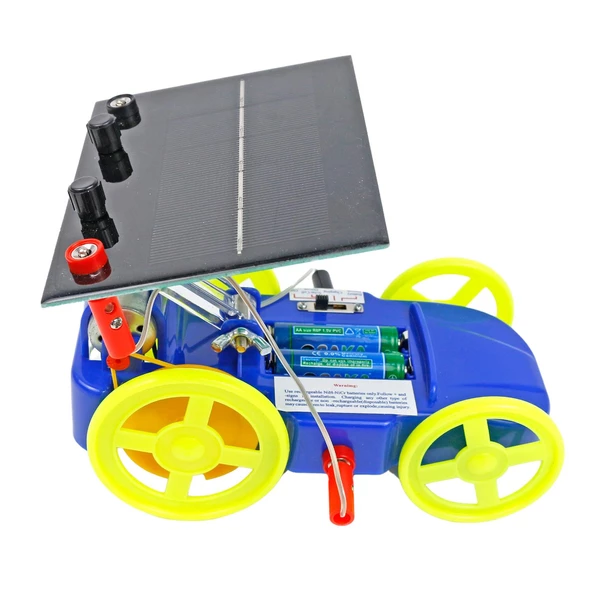 GÜNEŞ ENERJİLİ ARABA - Resim 3